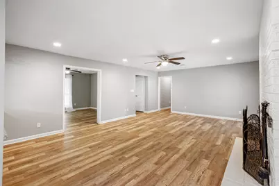 1804 W Cedar Elm Drive, Arlington, TX 76012 - Photo 15