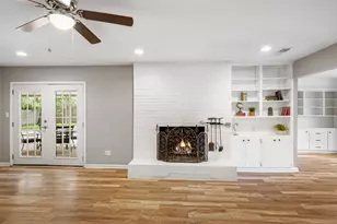 1804 W Cedar Elm Dr, Arlington, TX 76012 - Photo 13