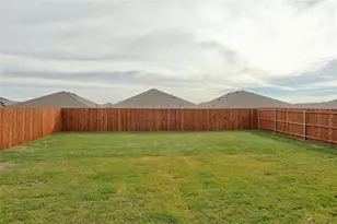 6517 Waterfall Ln, Princeton, TX 75407 - Photo 19