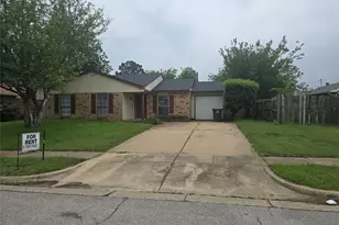 820 Lawndale Dr, Arlington, TX 76017 - Photo 1