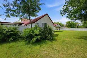 609 E Main St, Hamilton, TX 76531 - Photo 9