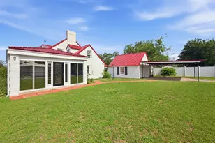 609 E Main St, Hamilton, TX 76531 - Photo 3