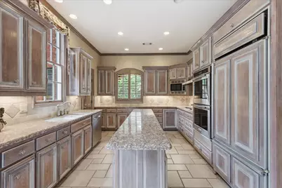 4823 Spyglass Drive, Dallas, TX 75287 - Photo 9