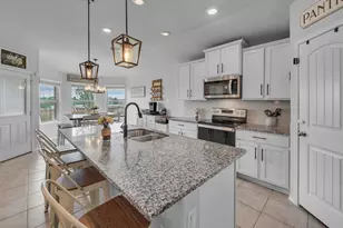 11108 Beckon Fls, Waco, TX 76708 - Photo 9