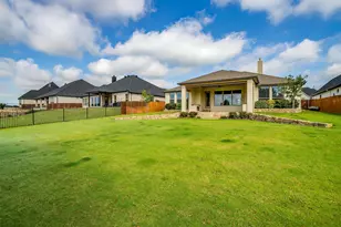 1221 Crown Valley Dr, Weatherford, TX 76087 - Photo 35