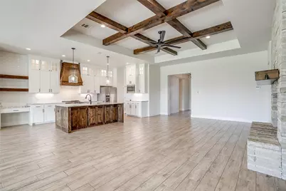 1221 Crown Valley Drive, Weatherford, TX 76087 - Photo 5