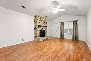 1108 Chapel View Dr, Waco, TX 76712 - Photo 9