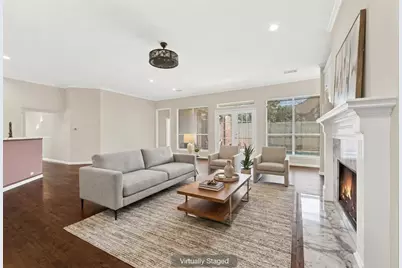 910 Lahinch Circle, Richardson, TX 75081 - Photo 11