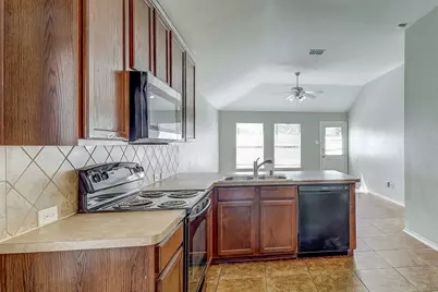 1405 Silver Maple, Royse City, TX 75189 - Photo 9