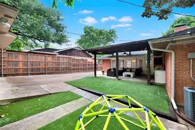 9634 Shoreview Road, Dallas, TX 75238 - Photo 33