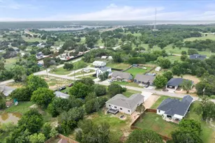 5908 Collins Ct, Granbury, TX 76048 - Photo 39