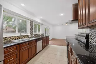 2421 Harbor Trail, Irving, TX 75060 - Photo 17