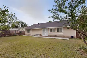 2421 Harbor Trail, Irving, TX 75060 - Photo 33