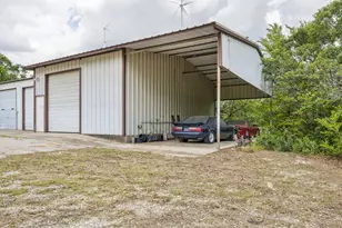 807 E State Hwy 11, Whitewright, TX 75491 - Photo 35