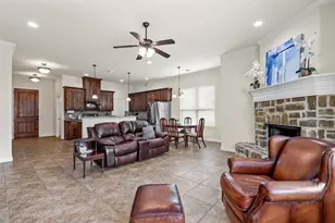 210 Donna Cir, Granbury, TX 76049 - Photo 3