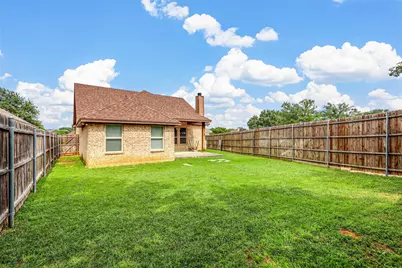 210 Donna Circle, Granbury, TX 76049 - Photo 31