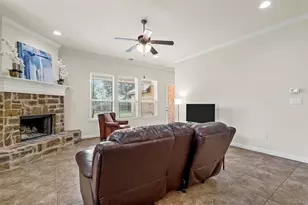 210 Donna Cir, Granbury, TX 76049 - Photo 15