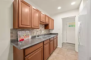 609 Crane Dr, Euless, TX 76039 - Photo 13