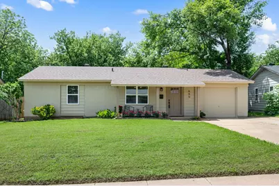 609 Crane Drive, Euless, TX 76039 - Photo 1