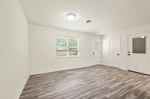 609 Crane Dr, Euless, TX 76039 - Photo 11