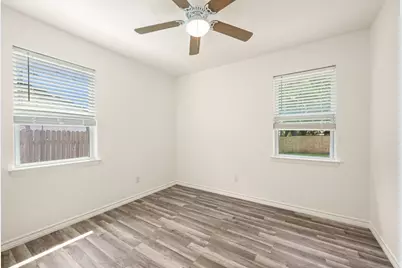 609 Crane Drive, Euless, TX 76039 - Photo 25