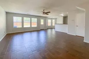7429 Howling Coyote Ln, Fort Worth, TX 76131 - Photo 3