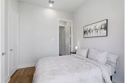 381 E Greenbriar Lane #1002, Dallas, TX 75203 - Photo 29
