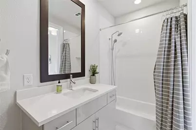 381 E Greenbriar Lane #1002, Dallas, TX 75203 - Photo 27