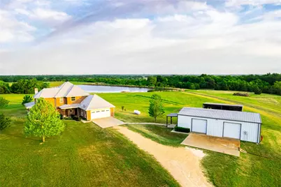 1906 Farm Road 1506, Paris, TX 75460 - Photo 1