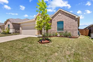 1810 Memorable Moment Dr, Crandall, TX 75114 - Photo 3