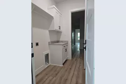 808 N Avenue E, Springtown, TX 76082 - Photo 15