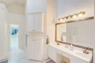 9504 Rodeo Dr, Irving, TX 75063 - Photo 19