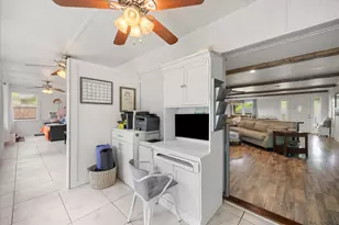 8513 Ravenswood Rd, Granbury, TX 76049 - Photo 17
