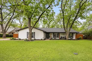 8513 Ravenswood Rd, Granbury, TX 76049 - Photo 3