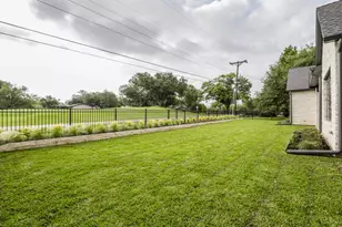 14410 Southern Pines Dr, Farmers Branch, TX 75234 - Photo 37