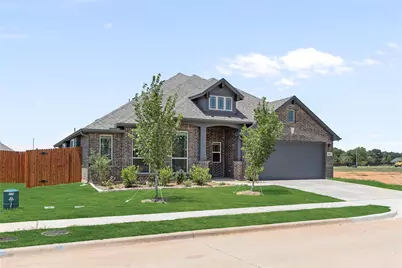 420 Carnero Drive, Granbury, TX 76048 - Photo 3