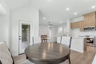 420 Carnero Dr, Granbury, TX 76048 - Photo 9