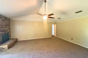 1613 Edgehill Rd, Benbrook, TX 76126 - Photo 3