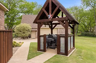 7404 Fox Fire Ct, Granbury, TX 76049 - Photo 31