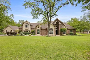7404 Fox Fire Ct, Granbury, TX 76049 - Photo 1