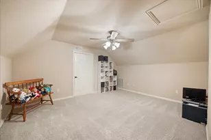 7404 Fox Fire Ct, Granbury, TX 76049 - Photo 29