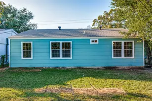 4206 Robert L Parish Sr. Ave, Dallas, TX 75210 - Photo 11