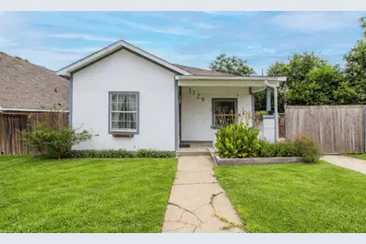 1329 New York Avenue, Fort Worth, TX 76104 - Photo 1