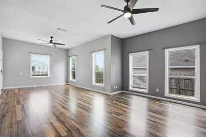 1329 New York Avenue, Fort Worth, TX 76104 - Photo 9