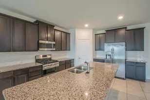 2808 Grizzly Rd, Aubrey, TX 76227 - Photo 7