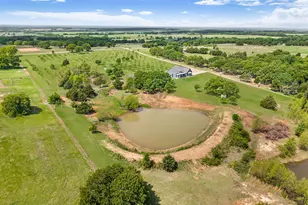 151 Faulkner Rd, Sunset, TX 76270 - Photo 3