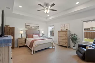 3905 Henley Ln, Garland, TX 75043 - Photo 9