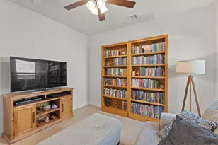 3905 Henley Ln, Garland, TX 75043 - Photo 19