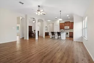 609 Lake Point Dr, Little Elm, TX 75068 - Photo 9
