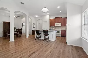 609 Lake Point Dr, Little Elm, TX 75068 - Photo 9